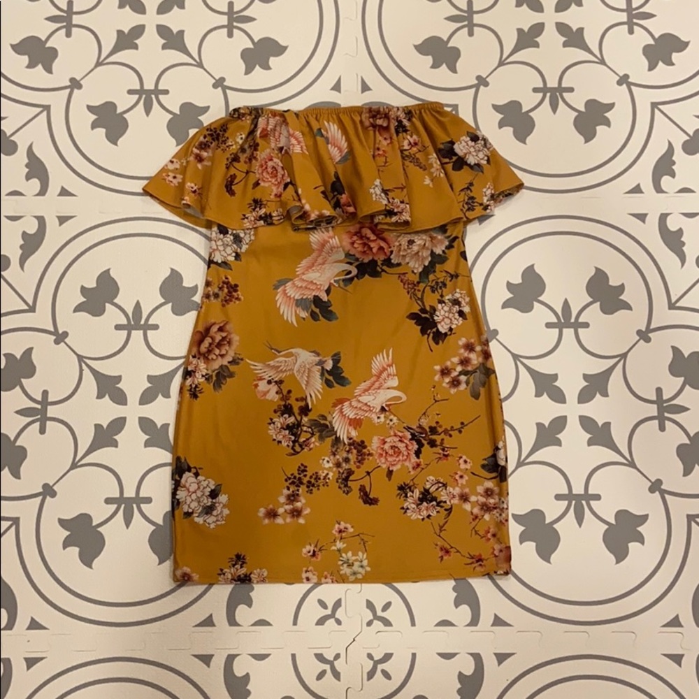 Súper mini golden print dress